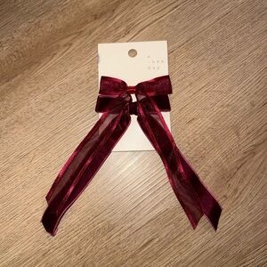 🆕NWT A NEW DAY Hair clips